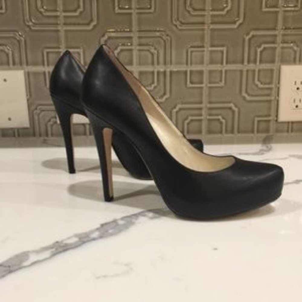BCBGeneration Black Heels sz.8